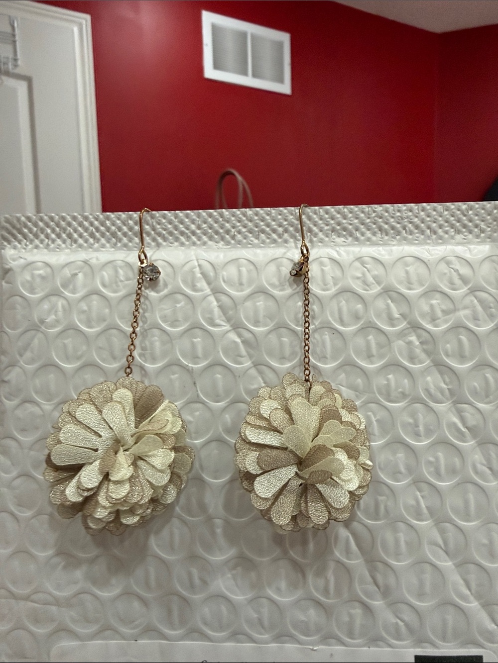 Gold-Tone Cream Floral Drop Earrings - Unbranded
